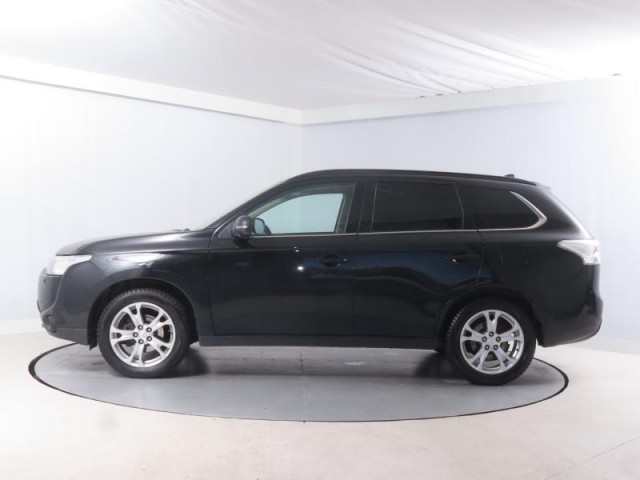 Mitsubishi Outlander  2.2 DI-D 