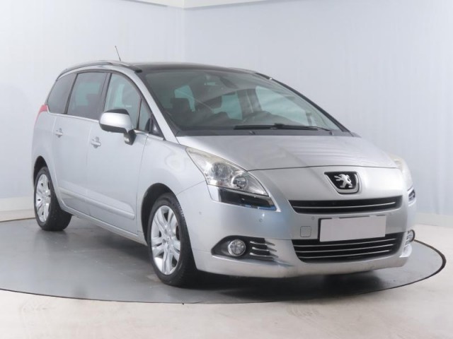 Peugeot 5008  1.6 HDi 