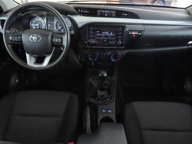 Toyota Hilux  2.4 D-4D 