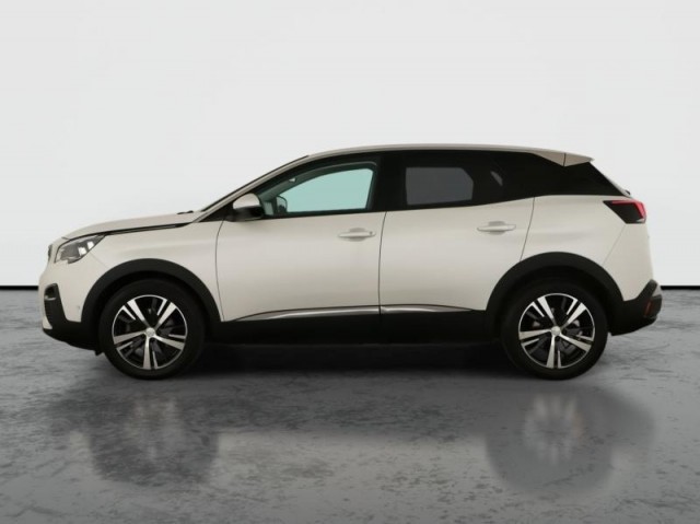 Peugeot 3008  1.5 BlueHDi 