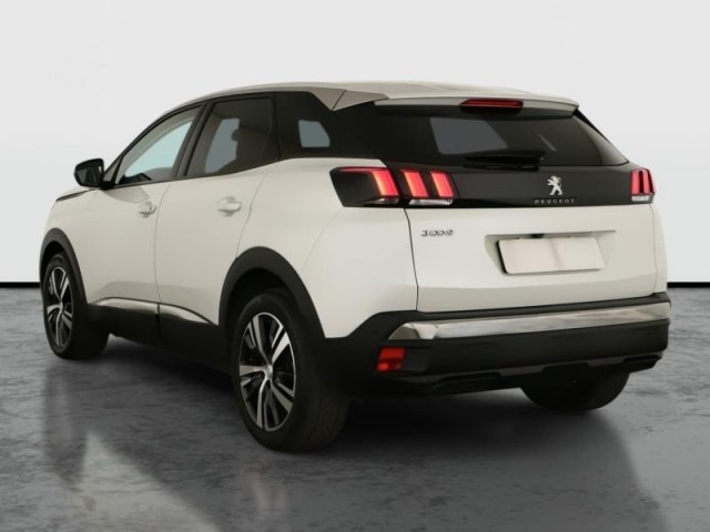 Peugeot 3008  1.5 BlueHDi 