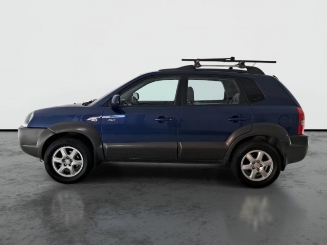 Hyundai Tucson  2.0 i 
