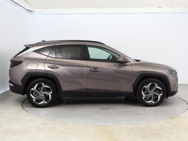 Hyundai Tucson  1.6 T-GDI PHEV 