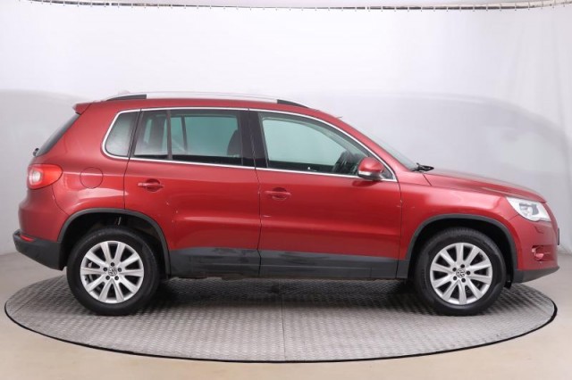 Volkswagen Tiguan  1.4 TSI Sport