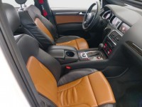 Audi Q7  3.0 TDI .