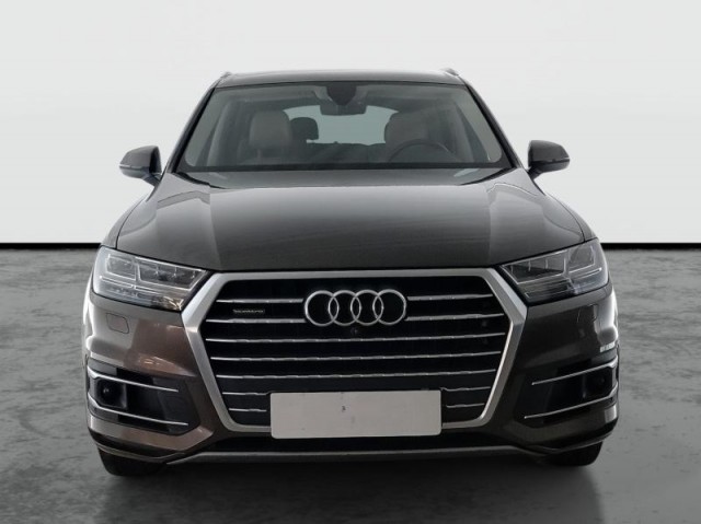 Audi Q7  3.0 TDI 