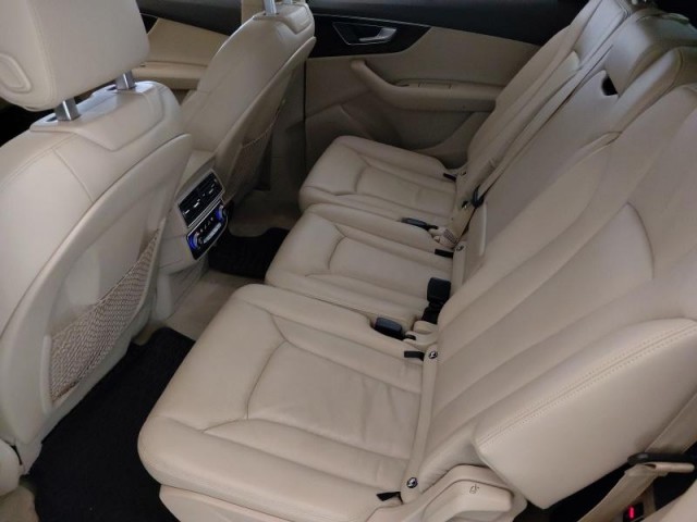 Audi Q7  3.0 TDI 