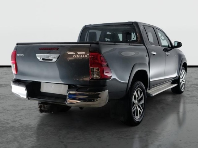 Toyota Hilux  2.4 D-4D DoubleCab