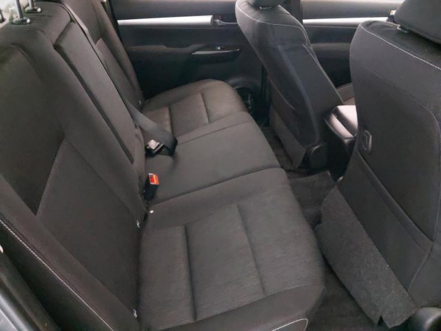 Toyota Hilux  2.4 D-4D DoubleCab
