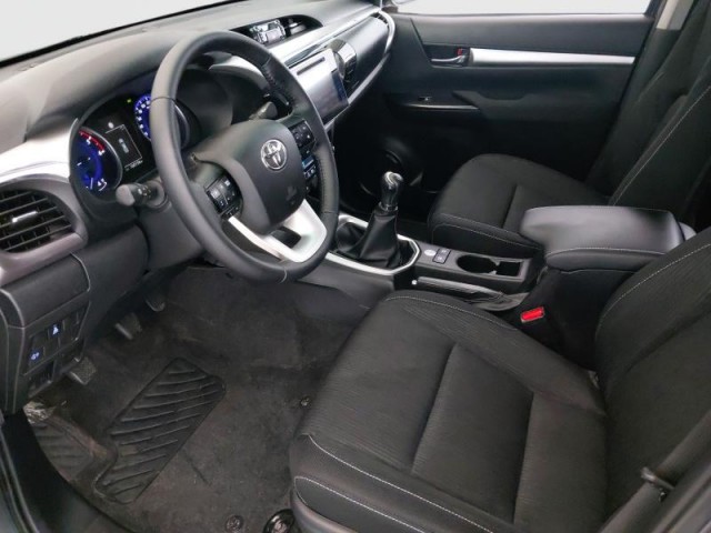 Toyota Hilux  2.4 D-4D DoubleCab