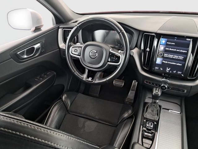 Volvo XC60  T5 AWD R-Design