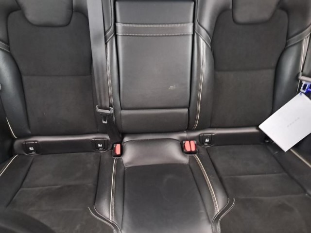 Volvo XC60  T5 AWD R-Design