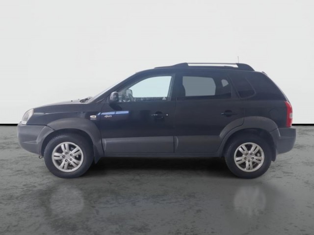 Hyundai Tucson  2.0 i 