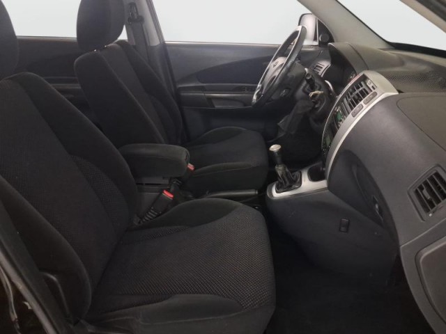 Hyundai Tucson  2.0 i 