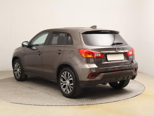 Mitsubishi ASX  1.6 MIVEC 