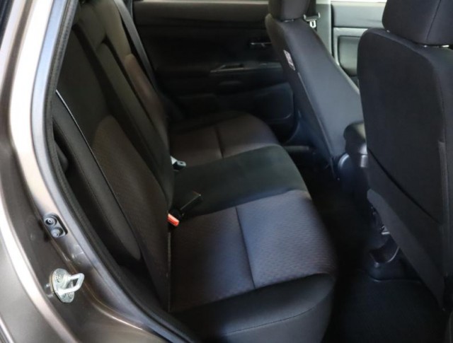 Mitsubishi ASX  1.6 MIVEC 