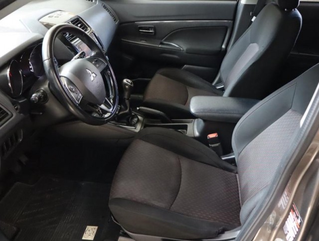 Mitsubishi ASX  1.6 MIVEC 