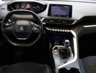 Peugeot 3008  1.2 PureTech 