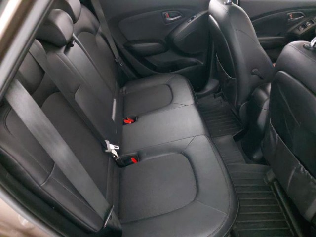 Hyundai ix35  2.0 CRDi Trikolor