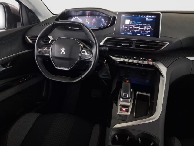 Peugeot 5008  1.5 BlueHDi 