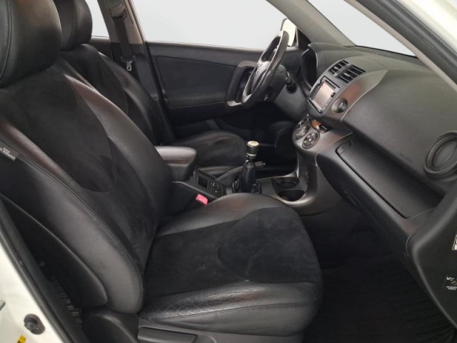 Toyota RAV 4  2.2 D-4D 