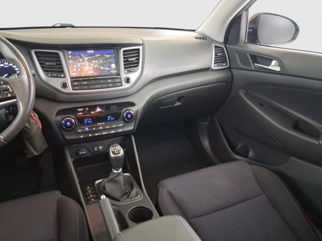 Hyundai Tucson  1.7 CRDi Trikolor