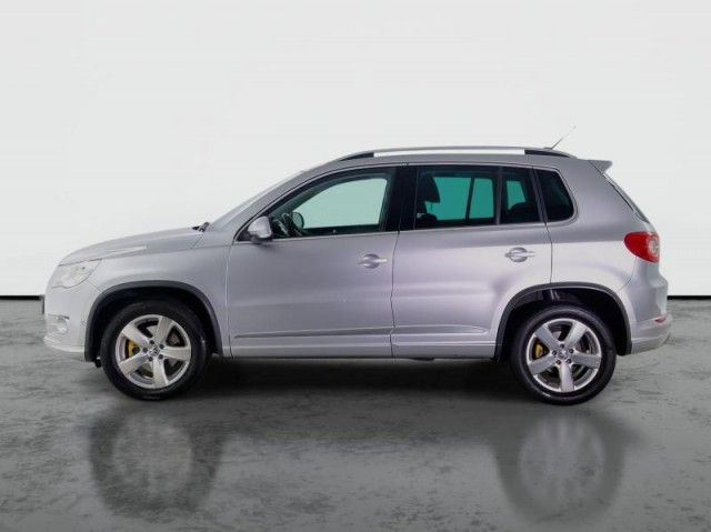 Volkswagen Tiguan  2.0 TSI R-Line