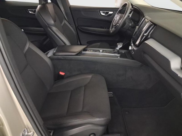 Volvo XC60  D4 Momentum