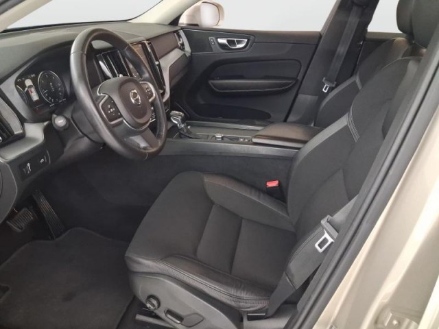 Volvo XC60  D4 Momentum