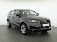 Audi Q7  3.0 TDI S-Line