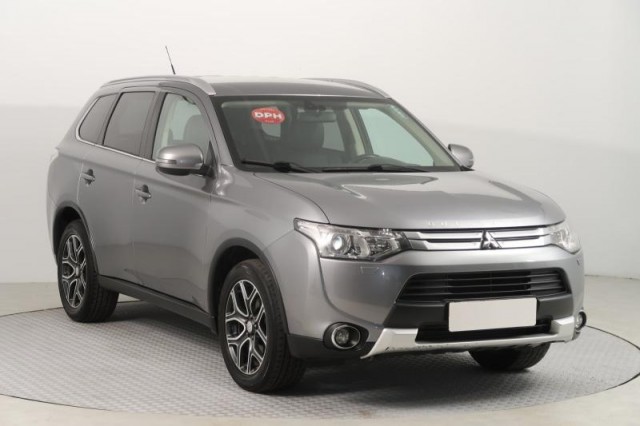 Mitsubishi Outlander  2.2 DI-D 