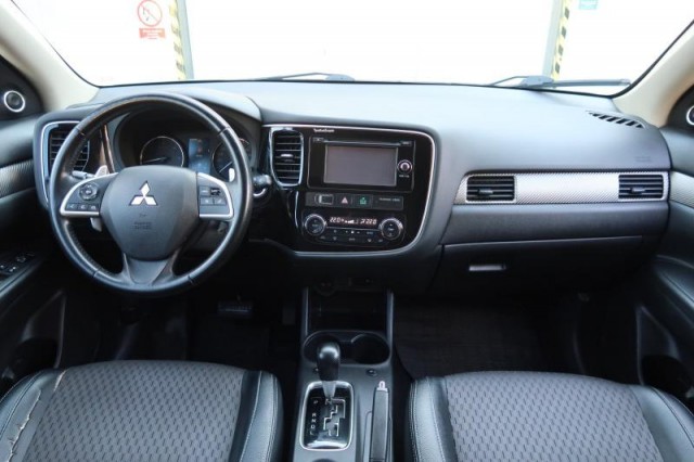 Mitsubishi Outlander  2.2 DI-D 