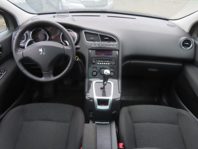 Peugeot 5008  1.6 HDi 