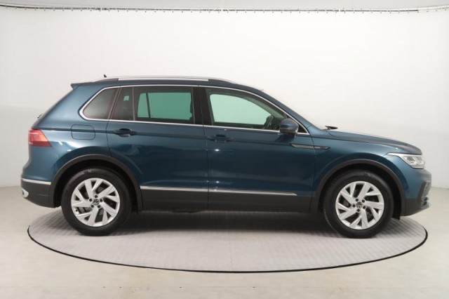 Volkswagen Tiguan  1.5 TSI Elegance