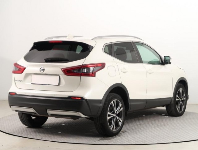 Nissan Qashqai  1.2 DIG-T 