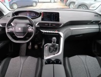 Peugeot 3008  1.2 PureTech 