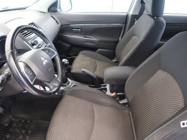 Mitsubishi ASX  1.6 MIVEC 