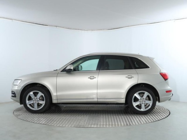 Audi Q5  2.0 TDI 