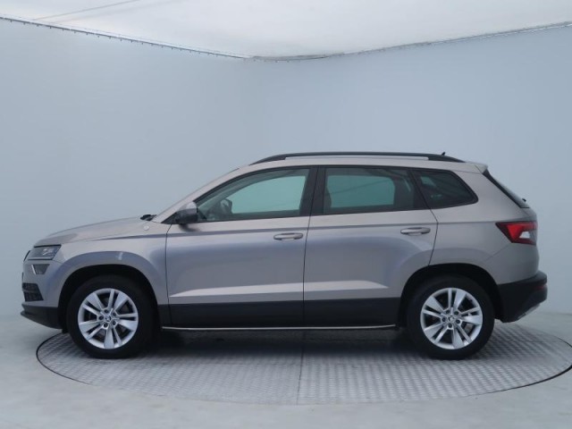 Škoda Karoq  1.0 TSI Ambition