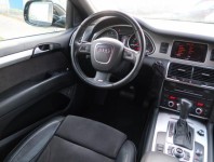 Audi Q7  3.0 TDI 