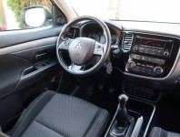 Mitsubishi Outlander  2.0 