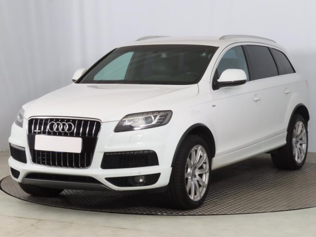 Audi Q7  3.0 TDI S-Line