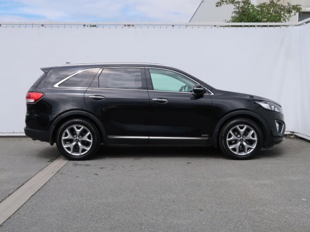 Kia Sorento  2.2 CRDi 