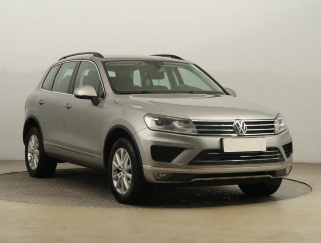 Volkswagen Touareg  3.0 TDI Business