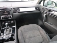 Volkswagen Touareg  3.0 TDI Business