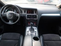 Audi Q7  3.0 TDI 