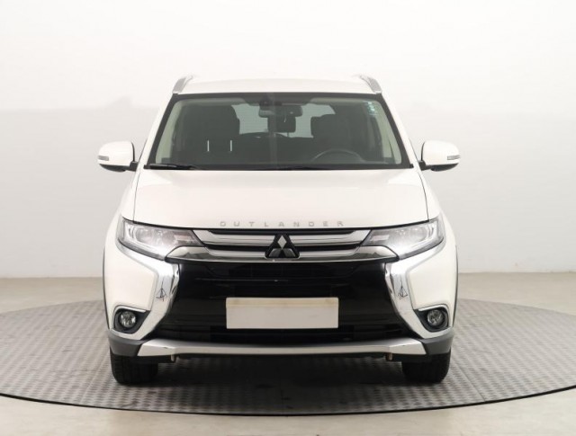 Mitsubishi Outlander  2.0 