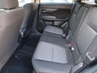 Mitsubishi Outlander  2.0 