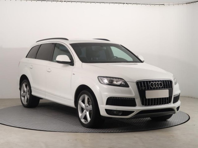 Audi Q7  3.0 TDI S-Line