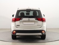 Mitsubishi Outlander  2.0 